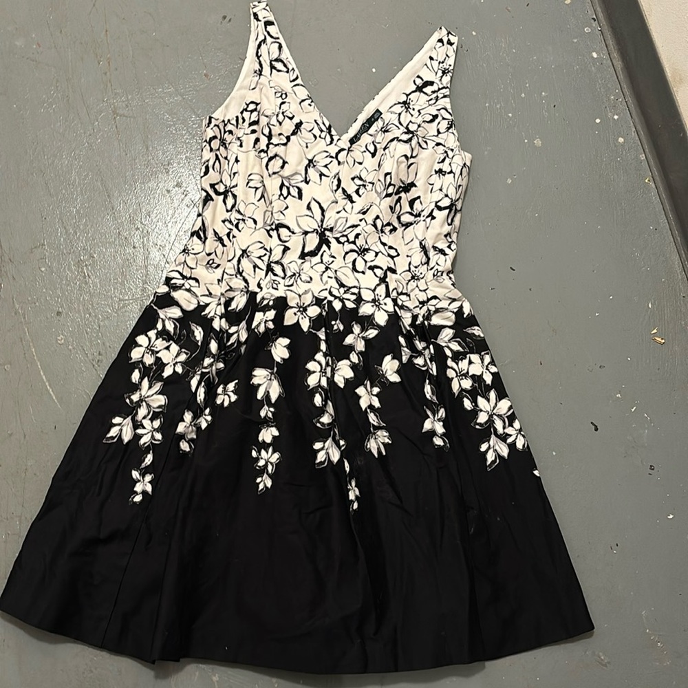 Lauren By Ralph Lauren black and white floral dress. SIZE 12